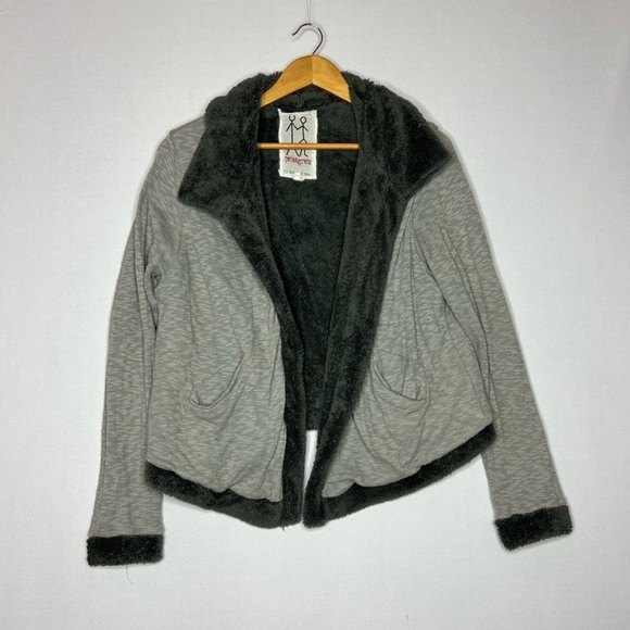 Johnny Was Jackets & Blazers - Johnny Was Pete And Greta Gray Faux Fur Trim Open Front Women's Cardigan Size M